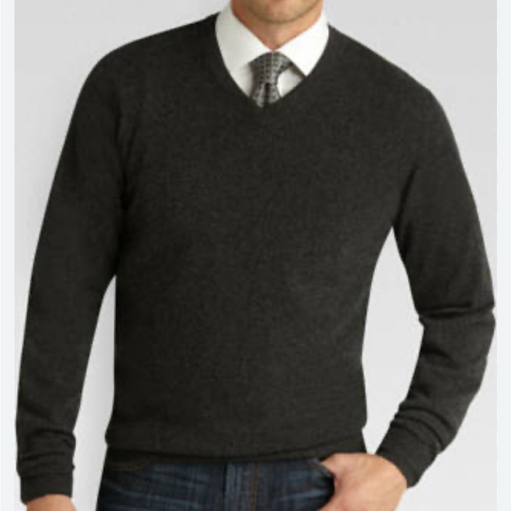 Jos. A. Bank 100 % Cashmere Charcoal V-Neck Sweater